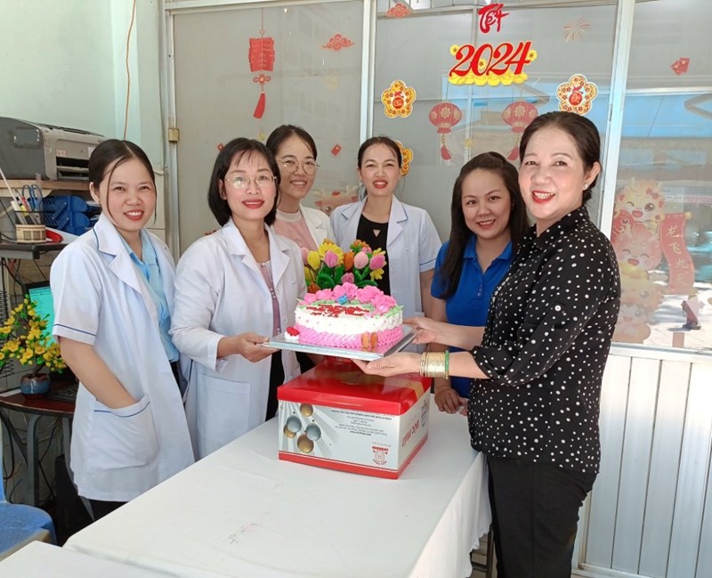 Kỷ niệm 69 năm Ngày Thầy thuốc Việt Nam (27/02/1955 - 27/02/2024)