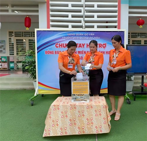 Trường mầm non sóc nâu chung tay hỗ trợ đồng bào các tỉnh miền bắc bị ảnh hưởng do bão số 3 (bão yagi)