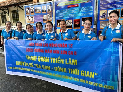 Tham quan triển lãm
chuyên đề  ba son  - dòng thời gian 