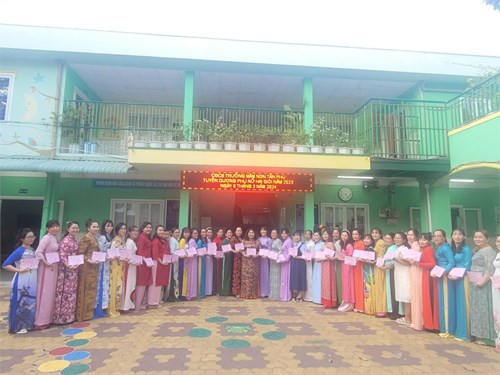 Chúc mừng Ngày Quốc tế Phụ nữ 8/3 - Ngày tôn vinh một nửa thế giới