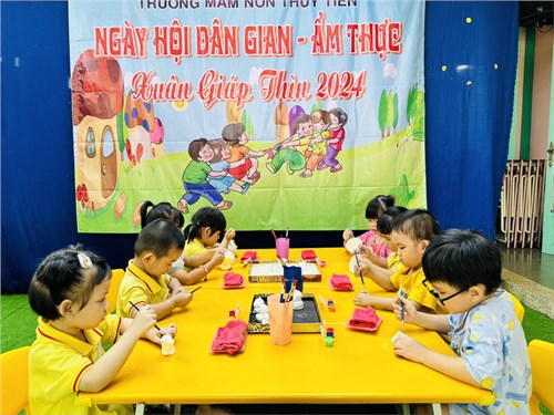 Hình ảnh hội dân gian