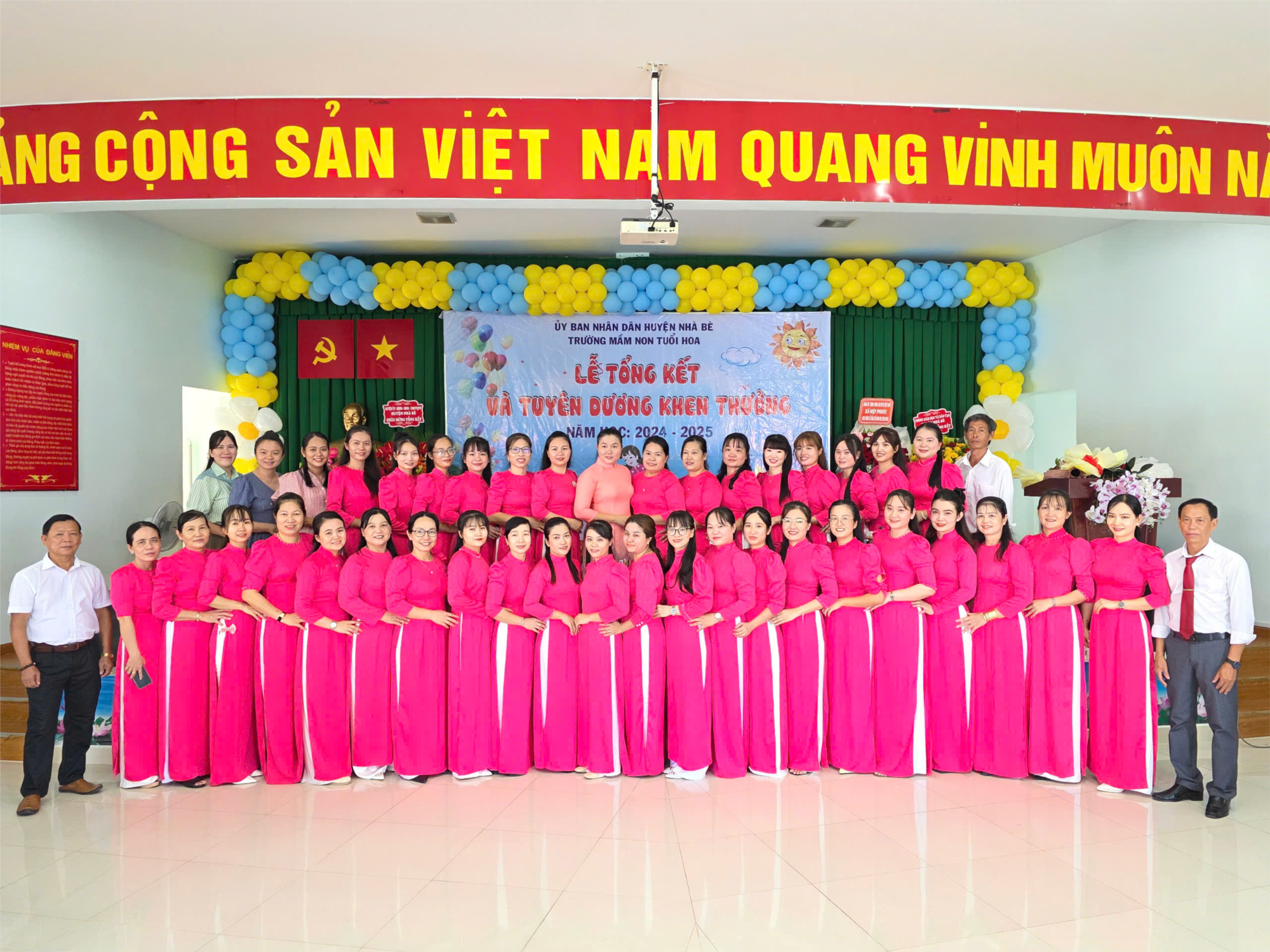 Lễ tổng kết và phát thưởng năm học 2024-2025