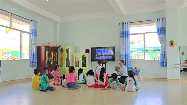Chuyên đề Phát huy hiệu quả ứng dụng công nghệ thông tin trong hoạt động giáo dục tại trường mầm non