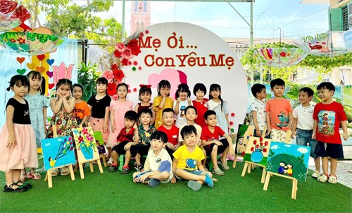 Ngày hội BÀN TAY XINH với chủ đề LỜI CẢM ƠN CỦA CON là món quà các con thực hiện thay cho lời chúc, gửi ngàn yêu thương đến những người con yêu thương