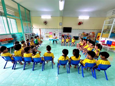 Ngày 17-4-2025, các bé lớp Chồi đã tẩy giun lần 2 năm học 2024-2025