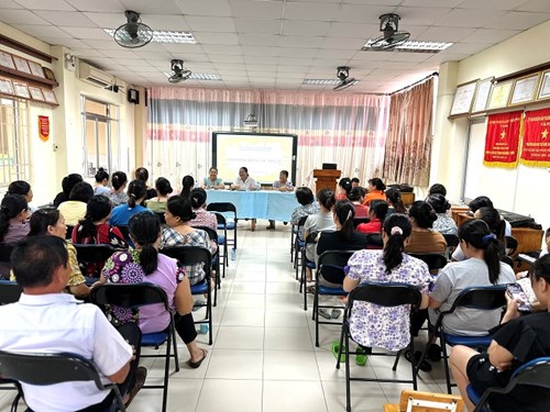 Hơn 40 cb-gv-cnv trường mầm non tuổi xanh trả phép hè - họp hội đồng sư phạm đầu năm