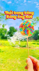 Bé làm cây thổi bong bóng ( lớp chồi 3)