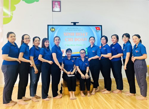 Chi Đoàn Mầm non 14 sinh hoạt chủ điểm tháng 11