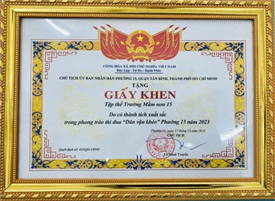 Giấy khen Tập thể Trường Mầm non 15 có thành tích xuất sắc trong phong trào thi đua  Dân vận khéo  Phường 15 năm 2023 (Quyết định số 425/QĐ-UBND ngày 17/10/2023 của UBND Phường 15)