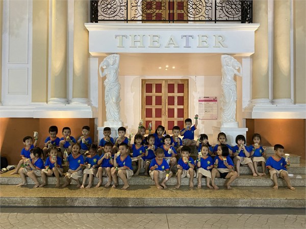 Hoạt động trãi nghiệm tại Vietopia của lớp Chồi 1