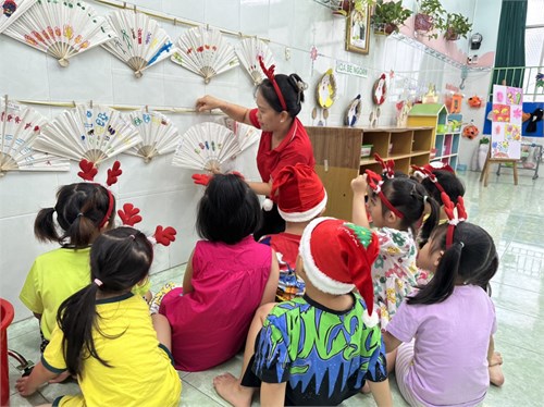 Hoạt động tạo hình lớp Chồi 2