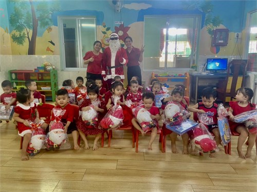 Vui lễ Giáng sinh 25/12