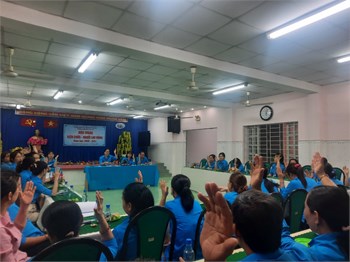 Trường mầm non Linh Tây tô chức hội nghị Viên chức - Người lao động năm 2023-2024