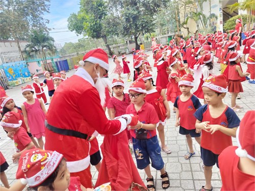 Vũ diệu Noel 2023