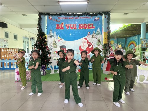 Lễ hội  Bé yêu chú bộ đội  năm học 2023-2024
