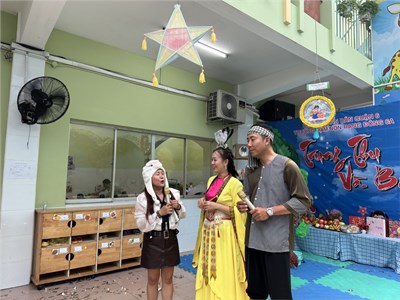 Có nhiều câu chuyện và sự tích khác nhau liên quan đến tết Trung thu ở một số nước châu Á. Trong đó ở Việt Nam, nguồn gốc của ngày tết Trung thu bắt nguồn từ sự tích Hằng Nga và chú Cuội. Trường mầm non Rạng Đông 6A tổ chức Trung Thu cho bé trong không khí ấp áp nhưng không kém phần sôi động