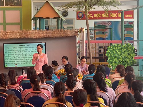 Thực hiện kế hoạch năm học 2023-2024. trường mầm non sóc nâu tổ chức chuyên đề cấp quận
