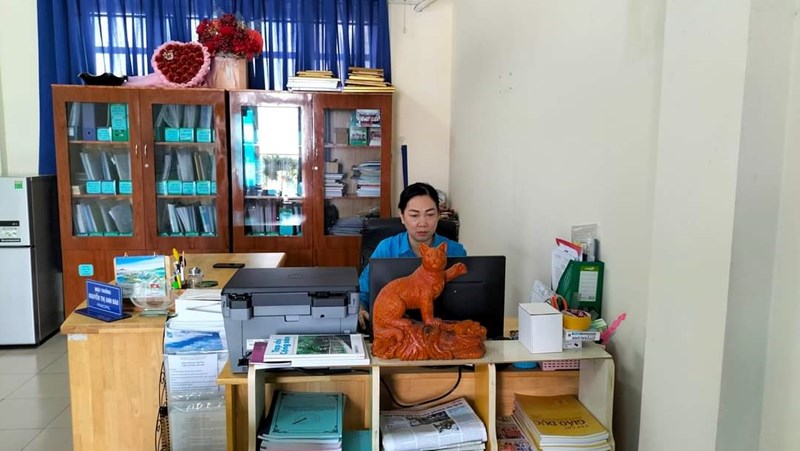 Hoạt động  Mặc áo nhận diện Công đoàn Việt Nam  chào mừng Tháng công nhân lần thứ 16 và Kỷ niệm 95 năm ngày Thành lập Công đoàn Việt Nam 28/7/1929 - 28/7/20244.