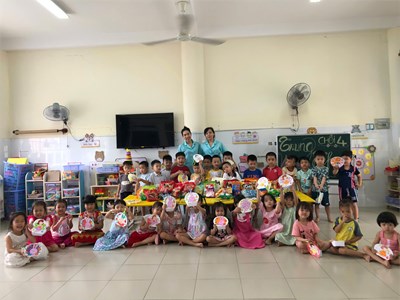 Hoạt Động Tổ Chức Vui Tết Trung Thu Lớp Chồi 4