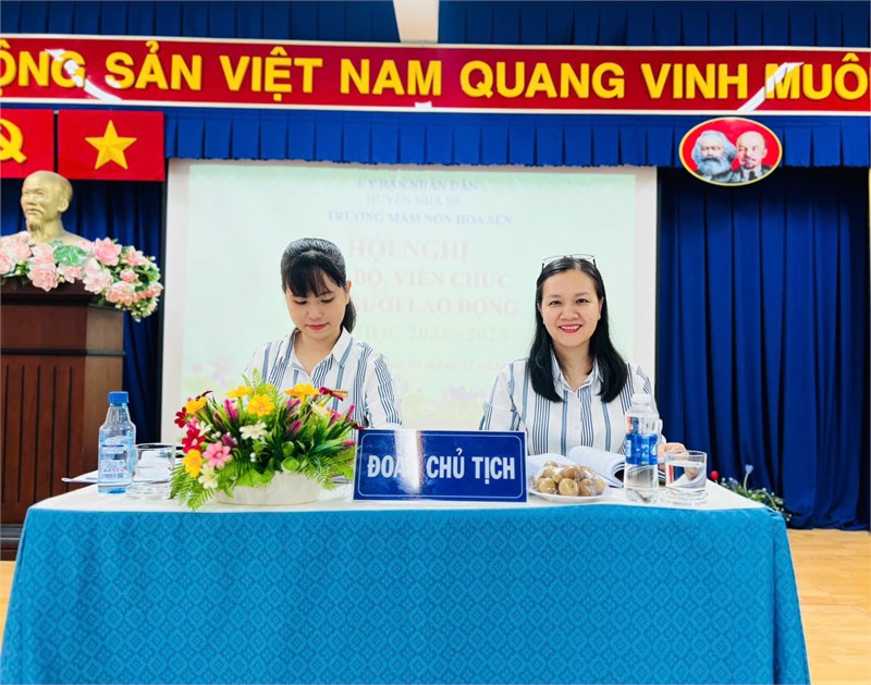 Hội nghị Cán bộ, viên chức và người lao động năm học 2024-2025