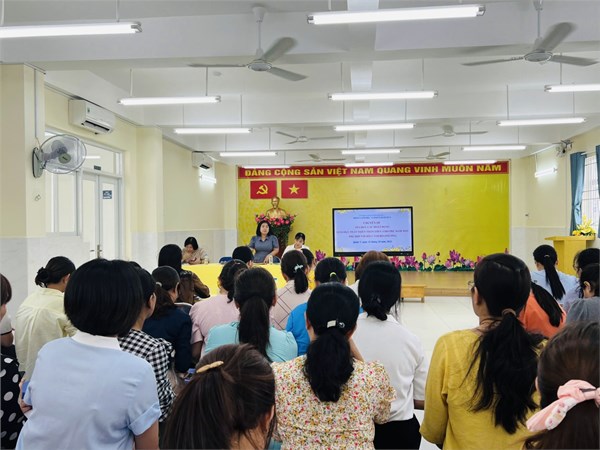 Trường Mầm non 2B tổ chức chuyên để căp Quận về  Hoạt động giáo dục phát triển nhận thức cho trẻ Mầm non phù hợp với bối cảnh địa phương năm học 2024 - 2025
