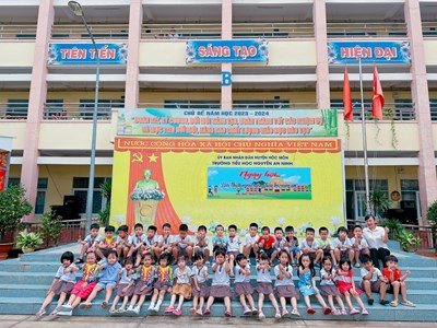 Ngày hội giới thiệu ngôi trường tiểu học của em