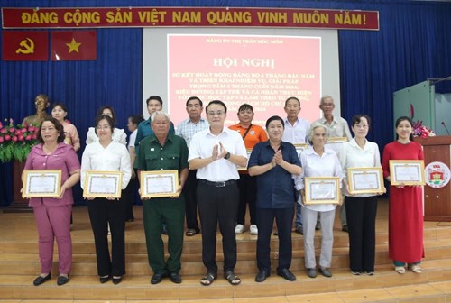 Đảng ủy Thị trấn tổ chức Hội nghị sơ kết hoạt động Đảng bộ 6 tháng đầu năm 2024