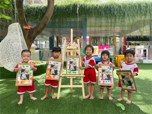 Chào mừng 134 năm ngày sinh chủ tịch hồ chí minh