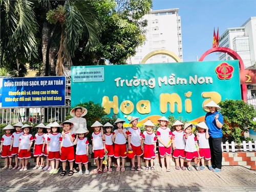 Quyết định về việc chọn Công ty du lịch tổ chức tour tham quan ngoại khóa, dã ngoại dành cho học sinh trường Mầm non Họa Mi 2