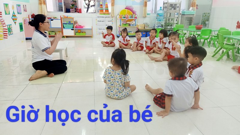 Hoạt động của các bé Lớp Sóc Nâu trong tuần học 24
