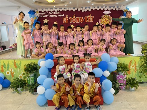 Lễ Tổng kết  - Lễ ra trường các bé Khối Lá; năm học: 2023-2024