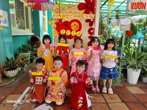 Kế hoạch giáo dục tuần
tháng 2/2024
lớp 5-6 tuổi (lá 1)