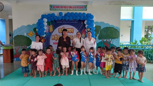 Hình ảnh lớp Chồi 1 vui trung thu