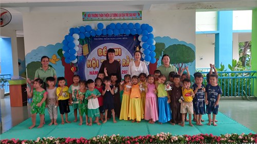 Hình ảnh Lớp Lá 1 vui trung thu