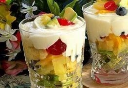 Món: Sữa chua trộn Hoa Quả