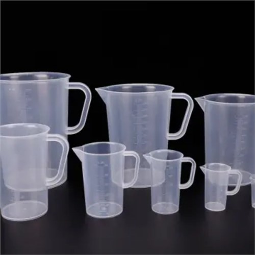 Sử dụng 1 dụng cụ để đo dung tích của 2 đối tượng (Lớp Chồi 3)