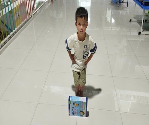 Giáo án: Bật qua vật cản 20-25 cm