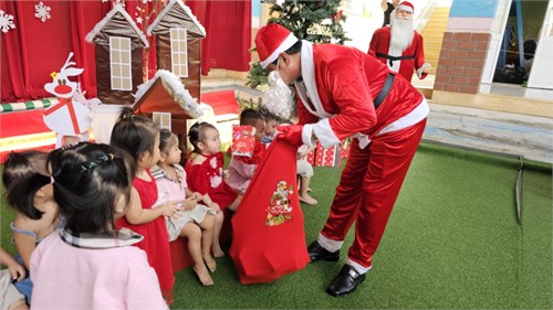 Ngày hội  Bé vui Noel  năm 2023