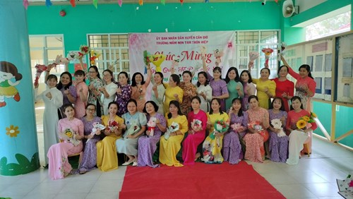 Mừng ngày Quốc tế phụ nữ 8/ 3. Năm học 2023 - 2024