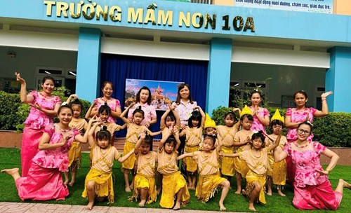 Trường Mầm Non 10A tổ chức sự kiện  Bé tìm hiểu âm nhạc dân tộc Khmer Nam Bộ 