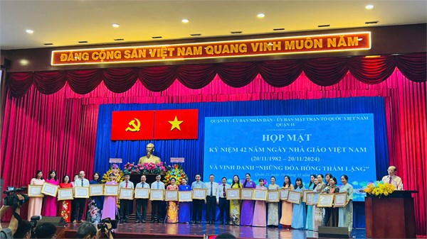 Trường Mầm non 10 rạng rỡ với hai phần thưởng cao quý: Bằng khen tập thể Lao động Xuất sắc năm học 2023-2024, Bằng khen UBND Thành phố Hồ Chí Minh