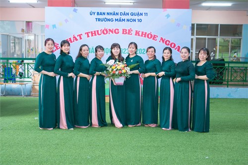 Tập thể hội đồng trường năm học 2023-2024