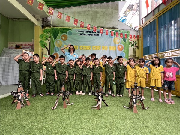 Ngày hội bé vui cùng chú bộ đôi