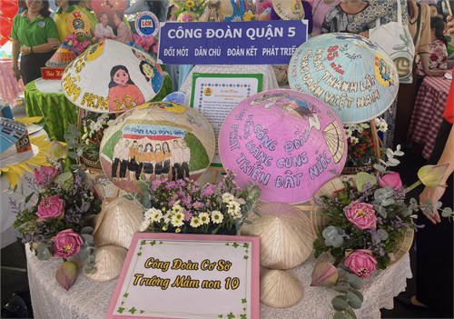 Công đoàn trường Mầm non 10 đạt giải 3 hội thi trang trí nón lá chào mừng 95 ngày thành lập Công đoàn Việt Nam
