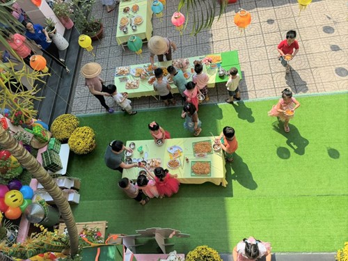 Tổ chức buffet cho trẻ