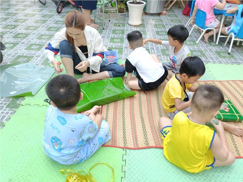 Điểm 169 trang trí đón Xuân Giáp Thìn.
