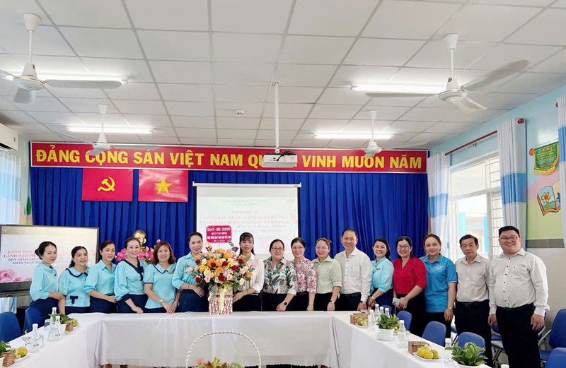 Kỷ niệm 42 năm ngày Nhà giáo Việt Nam 20-11.