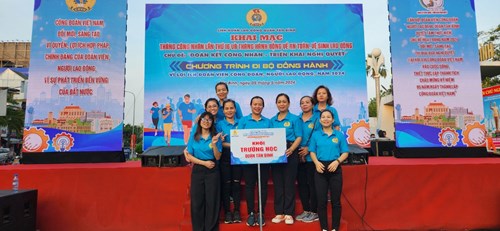 Chương trình đi bộ đồng hành vì lợi ích đoàn viên, công đoàn, người lao động năm 2024