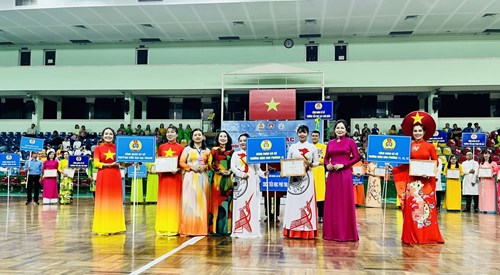 Công đoàn cơ sở trường Mầm non Phường 14 tham gia hội thi trình diễn áo dài với chủ đề  Tôi yêu áo dài Việt Nam  - Quận 11, năm 2024.