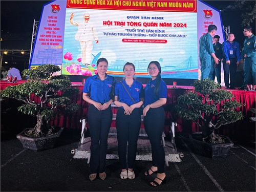 Tham gia hội trại tòng quân tại trung tâm văn hóa quận Tân Bình.